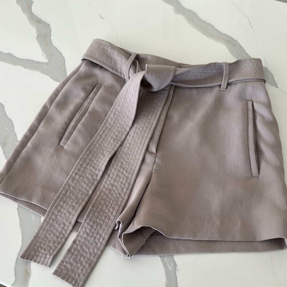 Women's Taupe Belted Shorts